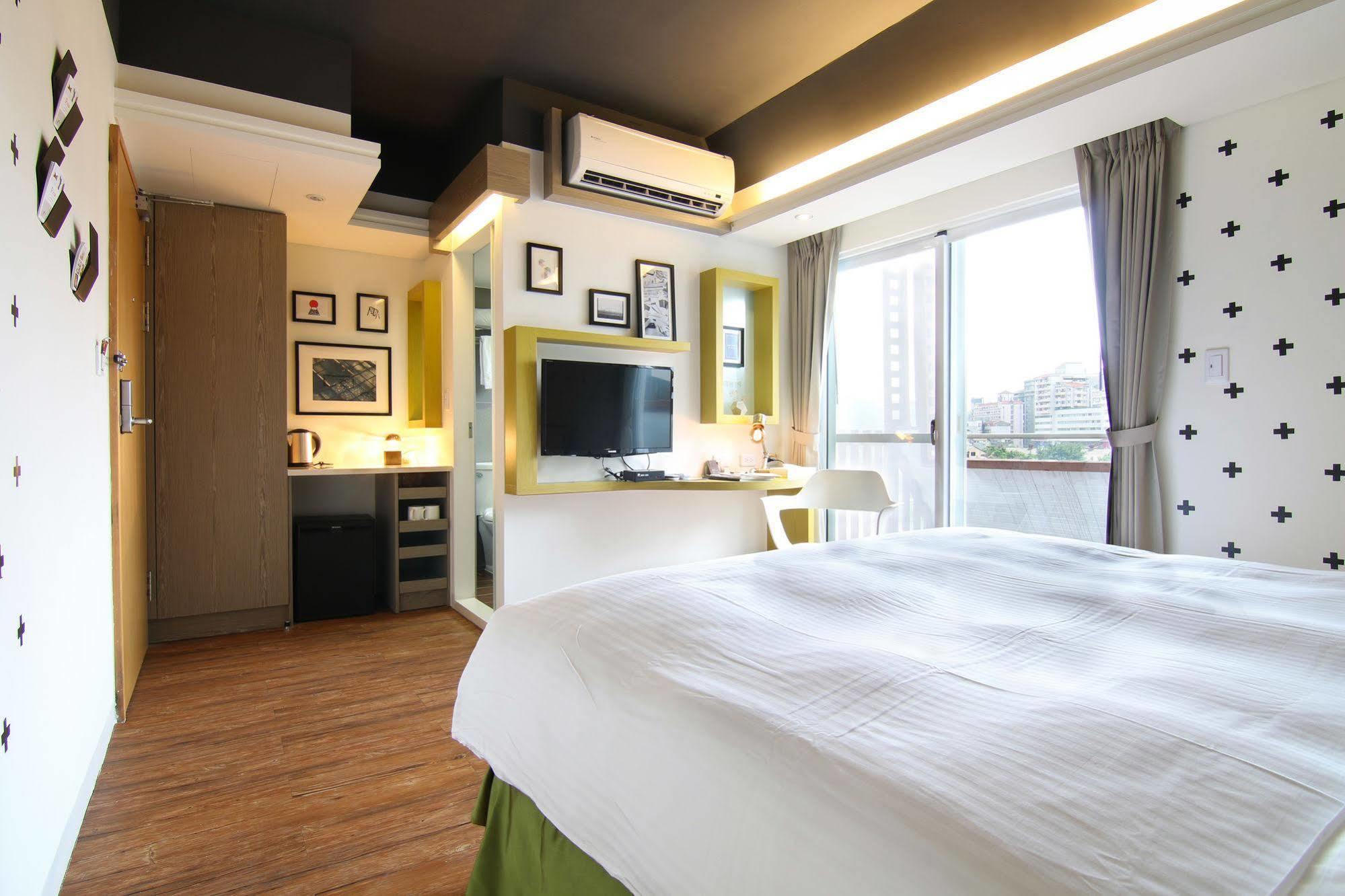 Papersun Hotel Taipei Exterior photo